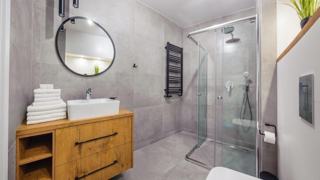 Apartamenty Delux Sun & Snow Nowe Hallerowo Z Przestronnym Tarasem - Blisko Centrum Wladyslawowo Bagian luar foto